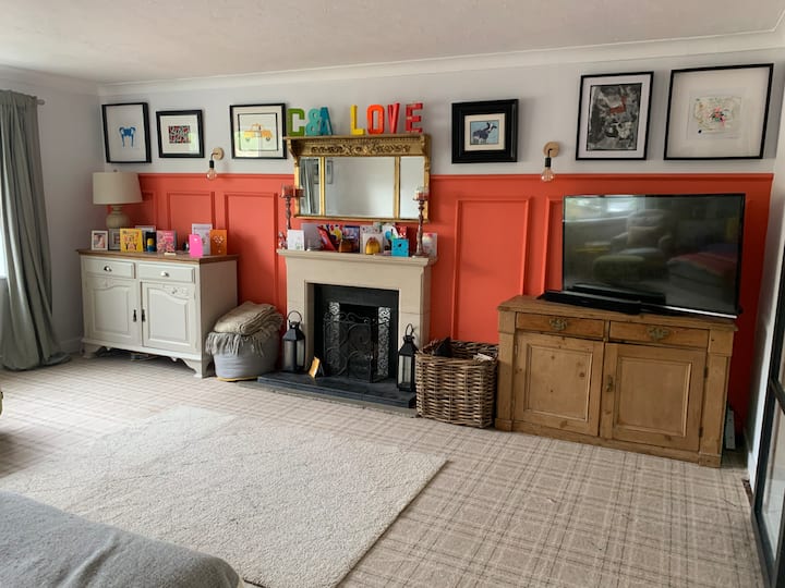 Family Home In Wokingham, Berkshire - Berkshire