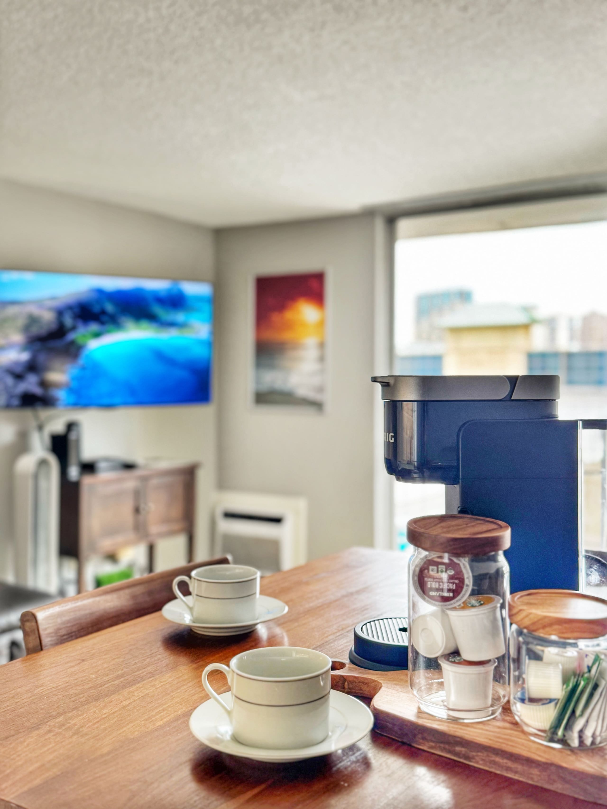Condo in Honolulu · ★4.81 · Studio · 2 beds · 1 private bath - Image 9