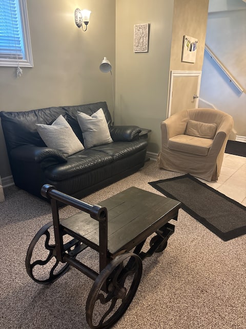 Top Airbnb: Caledon Country Studio near Trails, Golf & Events in Caledon