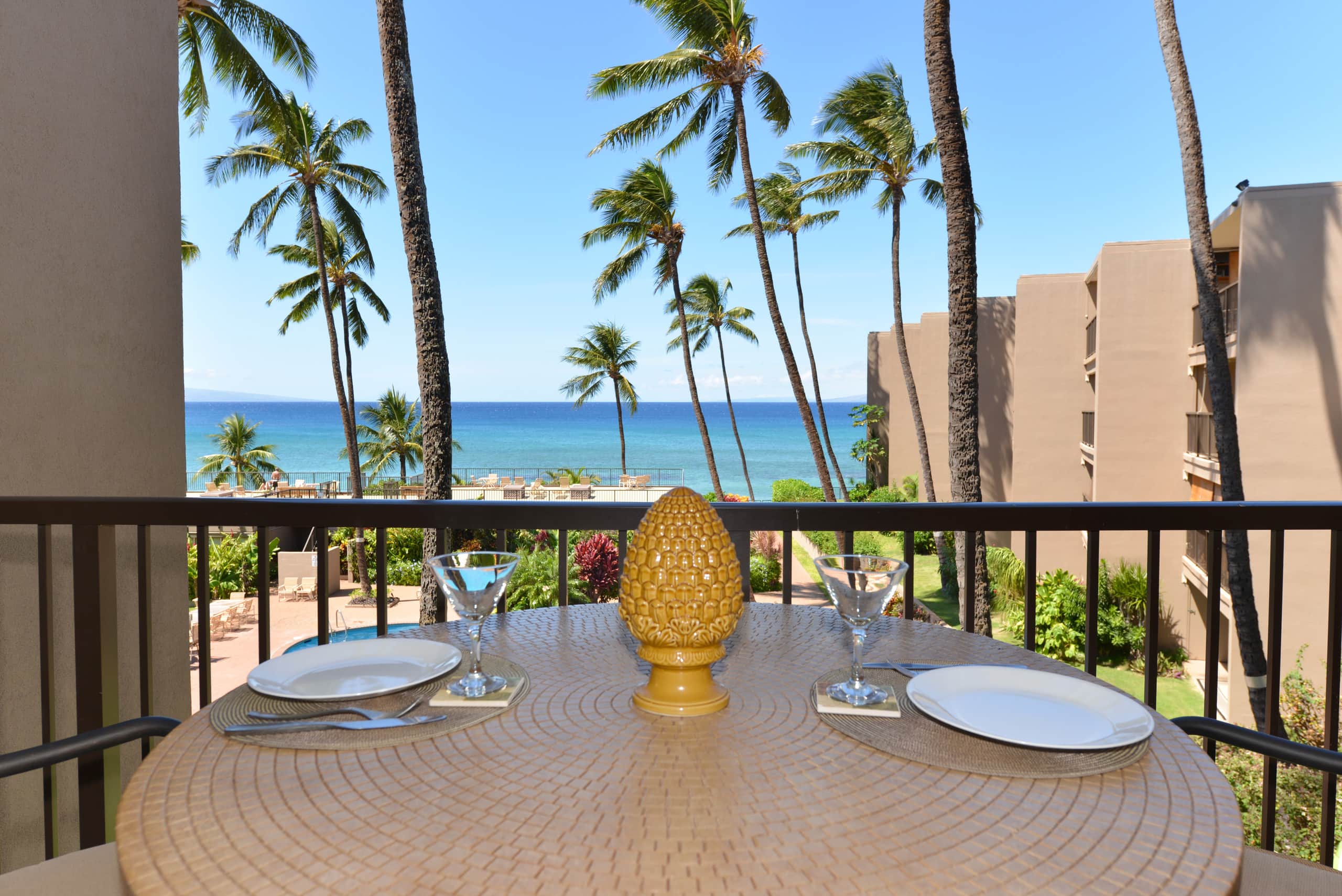 Condo in Lahaina · ★4.78 · 1 bedroom · 1 bed · 1 bath - Image 36