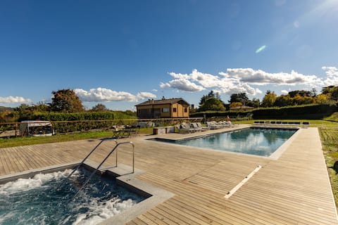 Borgo Malvasia-La Quercia - Garden apartment with pool