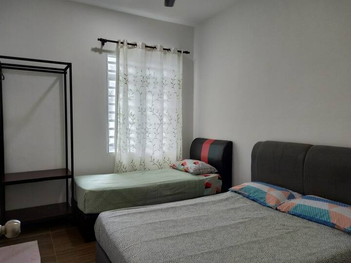 3-cü yataq otağının üstü