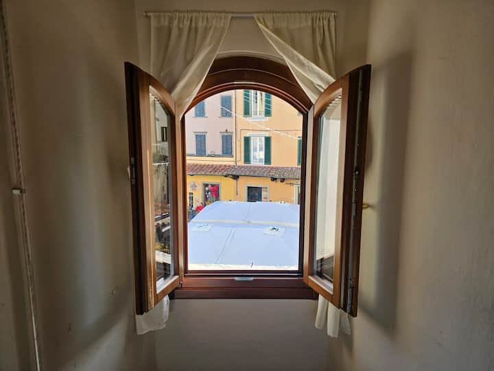 Leoncino Loft, With View - Pistoia