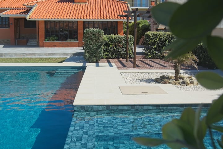 OLA Guesthouse - entire Villa