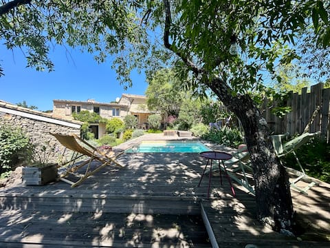 Mazet in the Luberon Golden Triangle