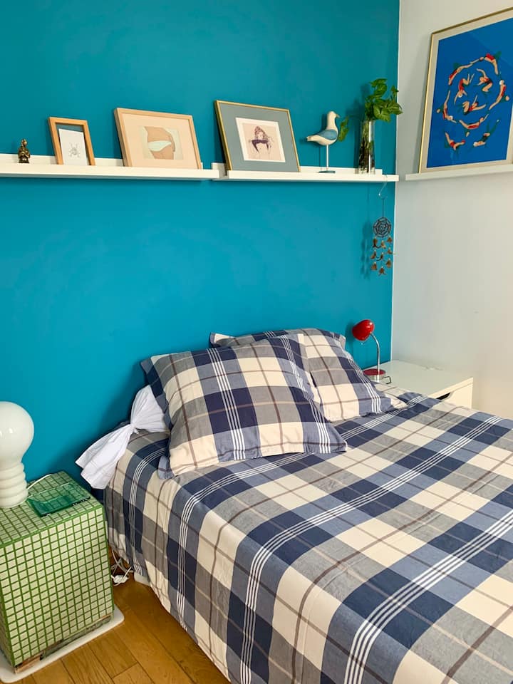 საძინებელი 1