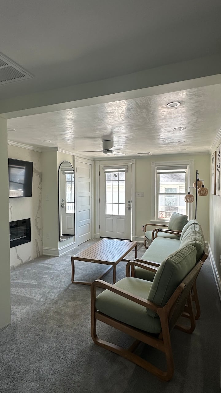 Two Bedroom Condo - Stone Harbor, NJ