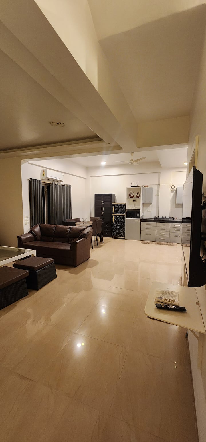 Living room 1 image 8