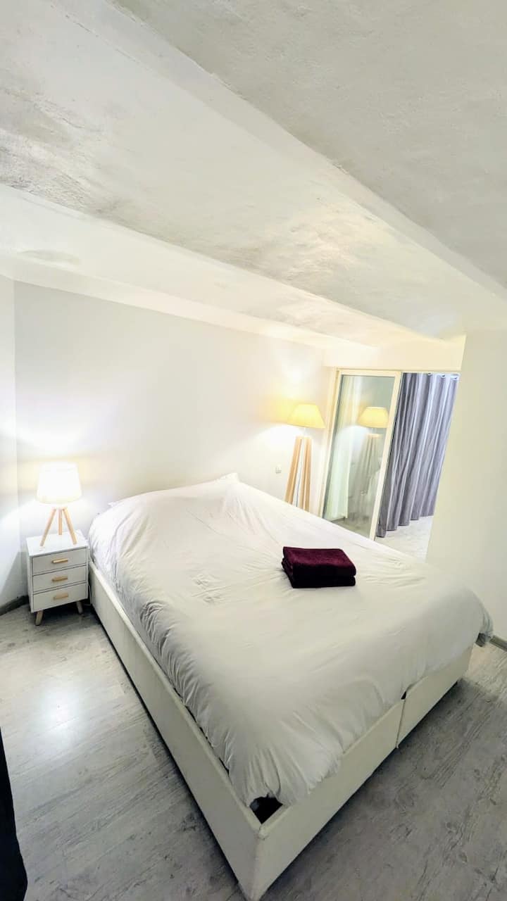 საძინებელი 3