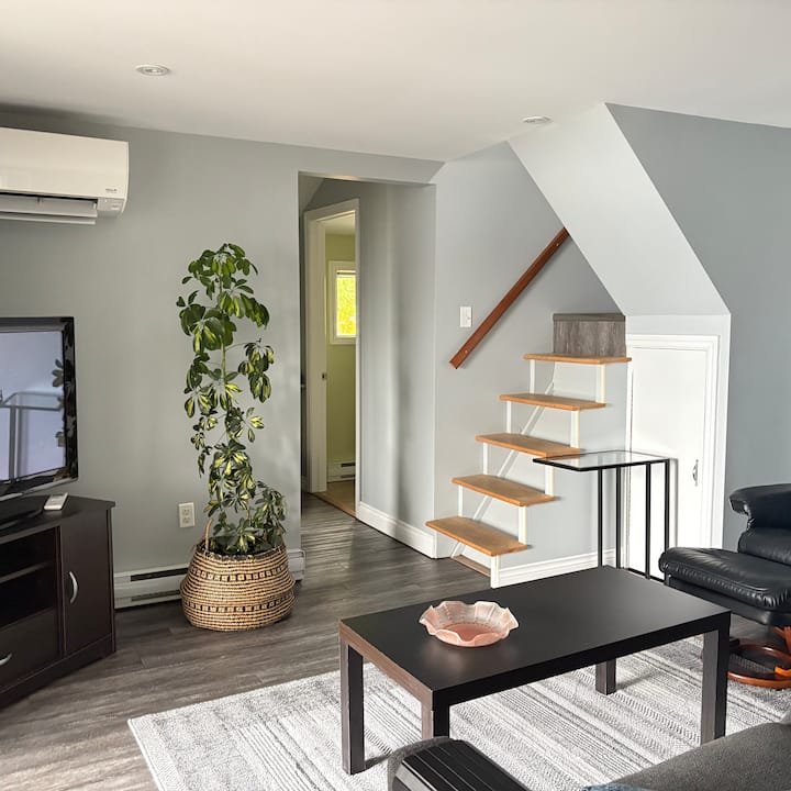 Waterfront Home On Kennebecasis River - Saint John