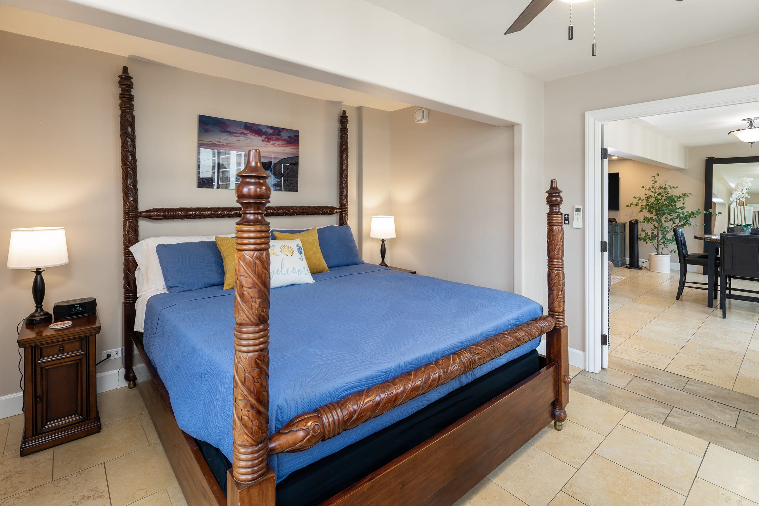 Condo in Honolulu · ★4.97 · 2 bedrooms · 3 beds · 2 private baths - Image 13