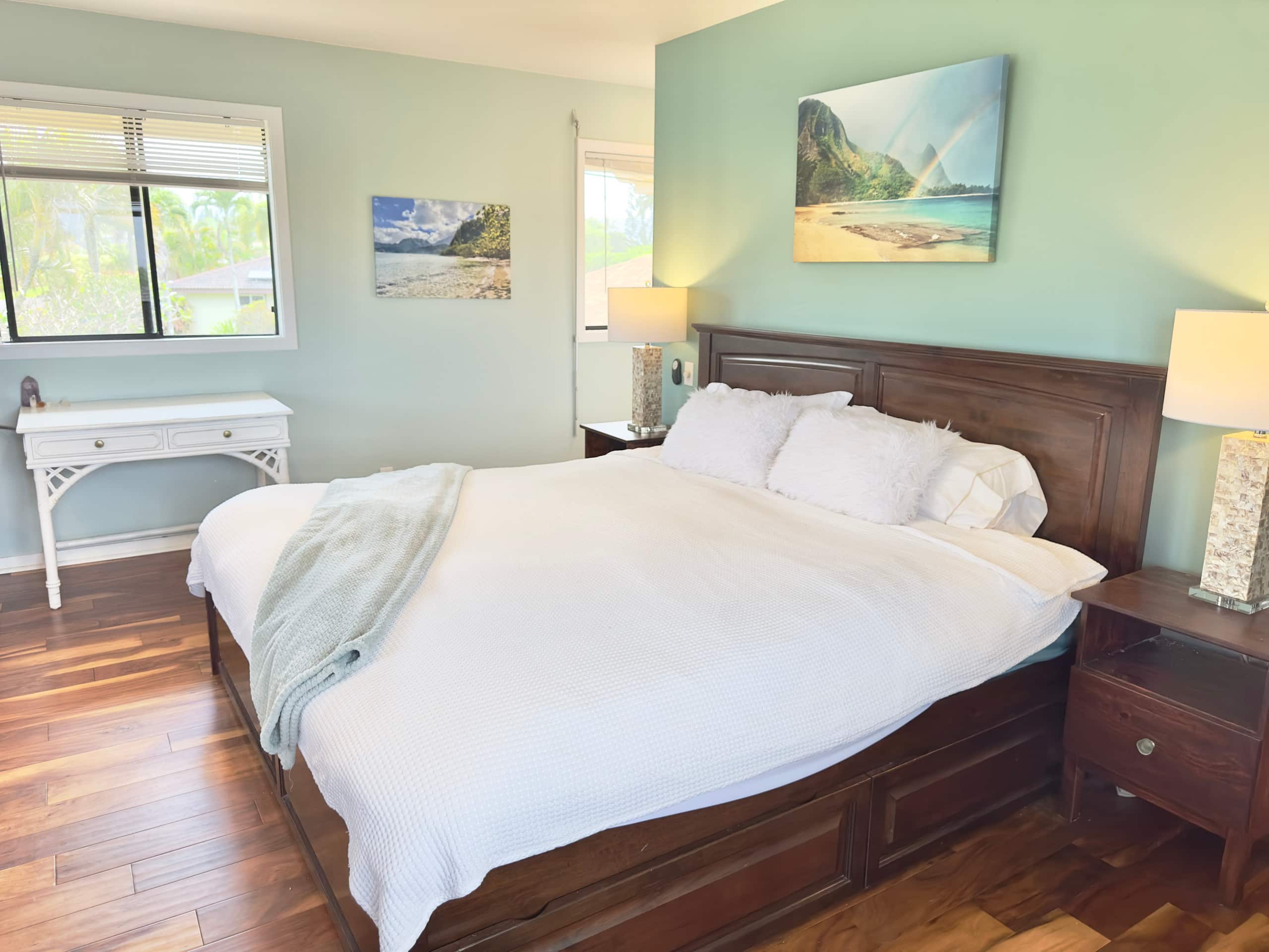 Home in Princeville · ★5.0 · 4 bedrooms · 6 beds · 3.5 baths - Image 10