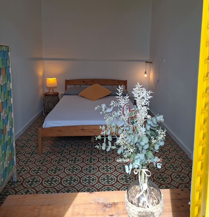 ორადგილიანი ნომერი 1 პლაჟის ხედით