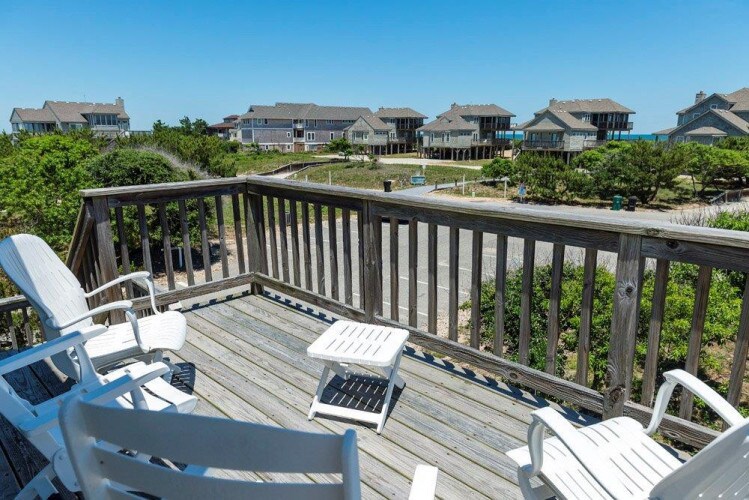 Semi Oceanfront Water Views!
