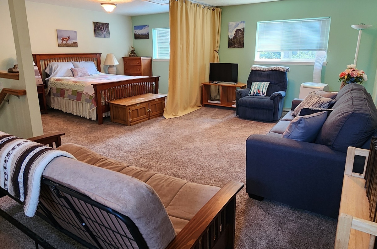 ม่านบริเวณลอฟท์เพื่อความเป็นส่วนตัว