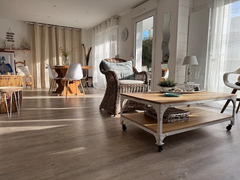 Airbnb performant: Beautiful ground floor apartment 100 m from the beaches à Saint Nazaire