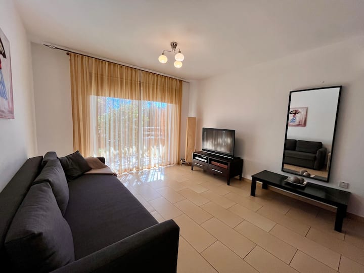 2 Bedroom With Private Garden, Walk To Nissi Beach - Ayia Napa