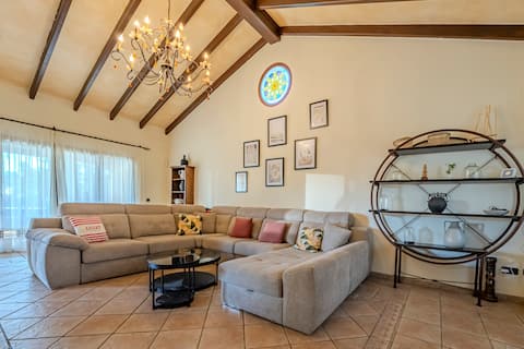 Top performing Airbnb: Beautiful Villa in Marbella !!! in Marbella
