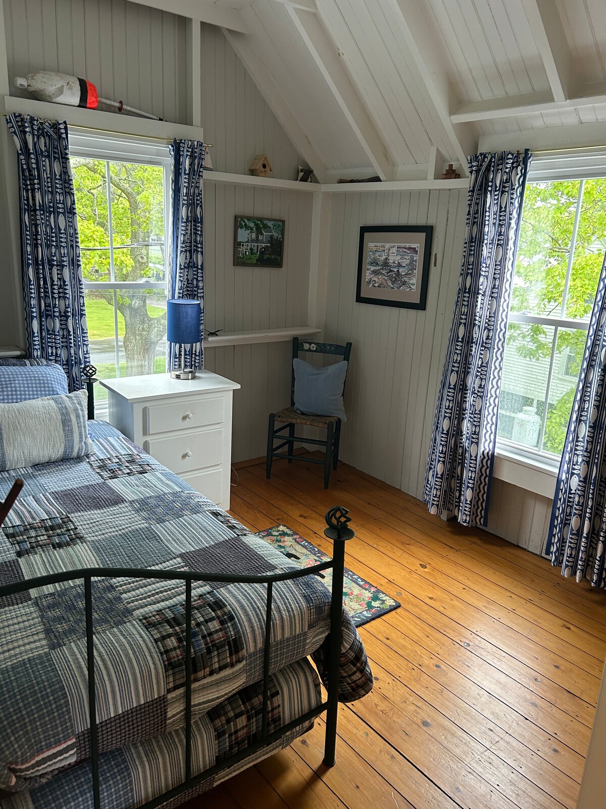 Spálňa č.3: dvojitá manželská posteľ (2 dvojčatá)