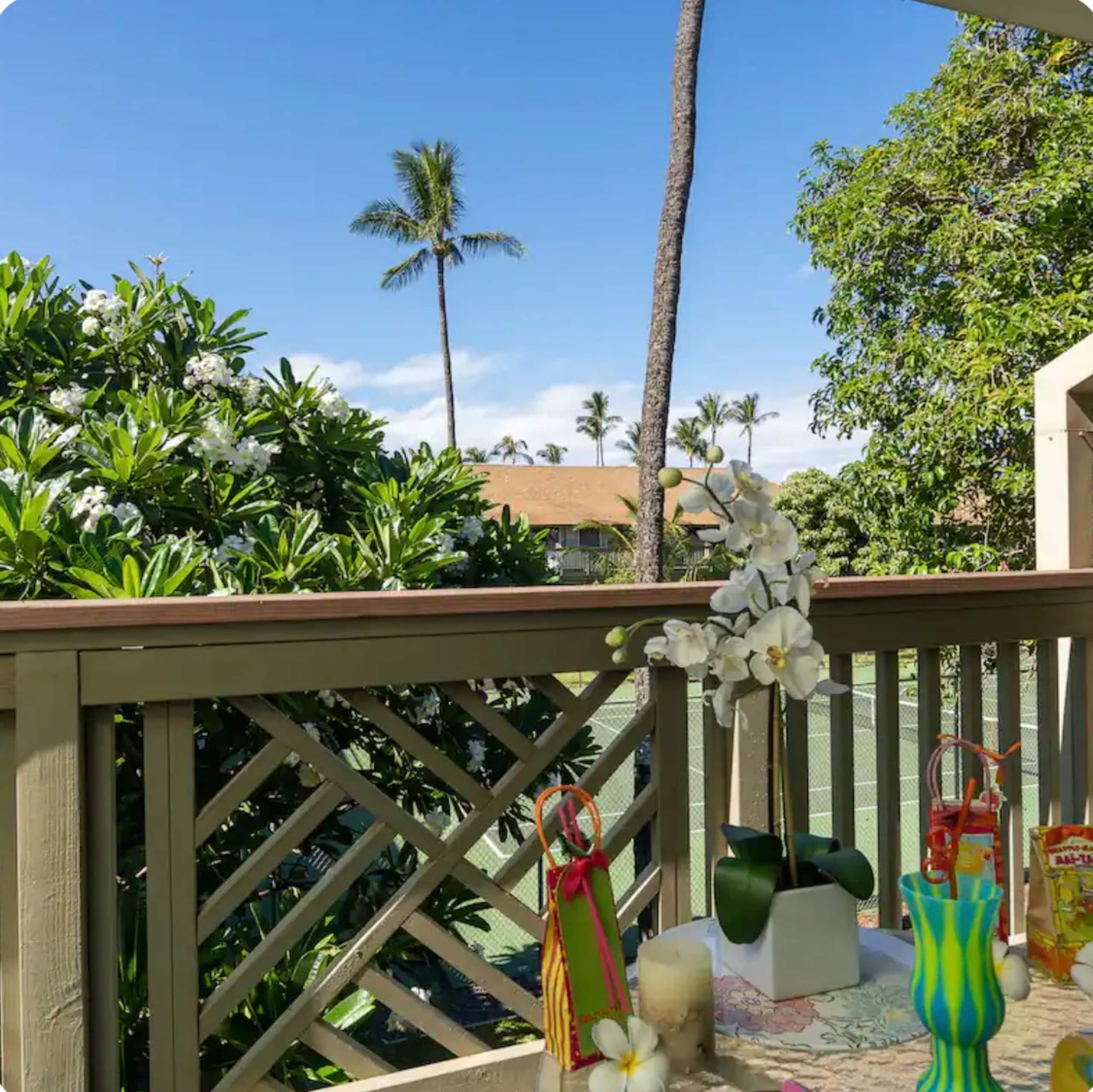 Condo in Kihei · ★4.95 · Studio · 2 beds · 1 private bath - Image 1