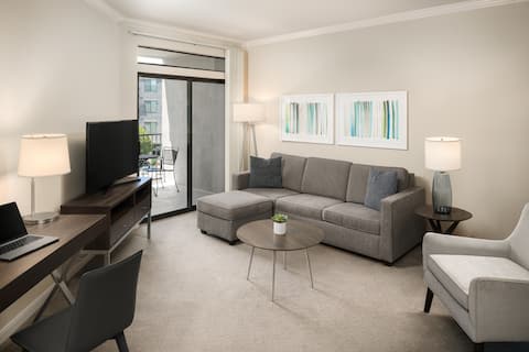 Luxury 1 Bed | World Cup Homebase