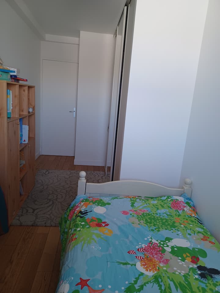 Dhomë gjumi 4