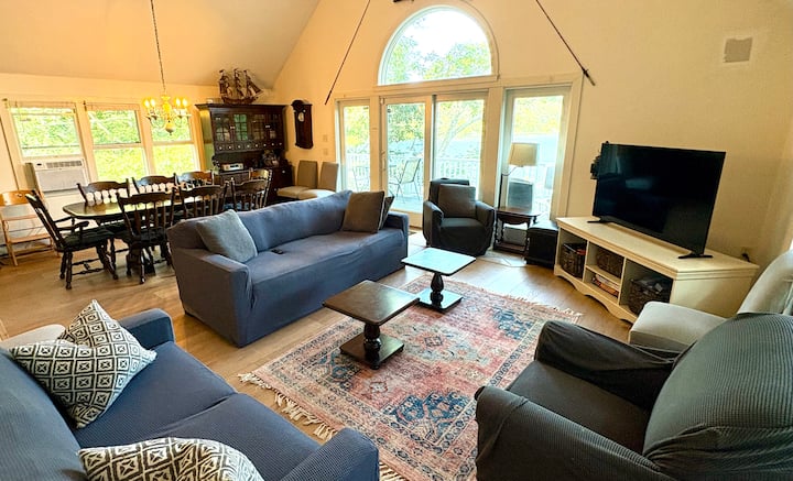 Private Waterfront Home On Picturesque Pond - Falmouth, MA