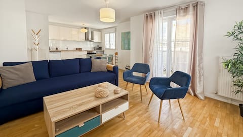 Successful Airbnb property: ★ Modern Apartment Near Disneyland Paris ★ in Serris