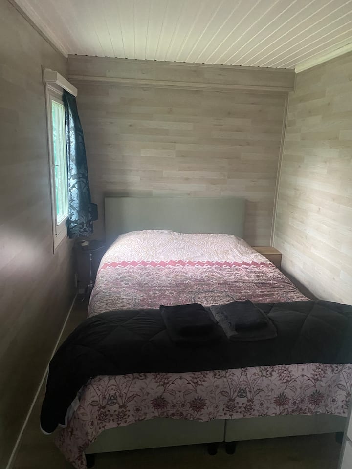 Dhomë gjumi 1