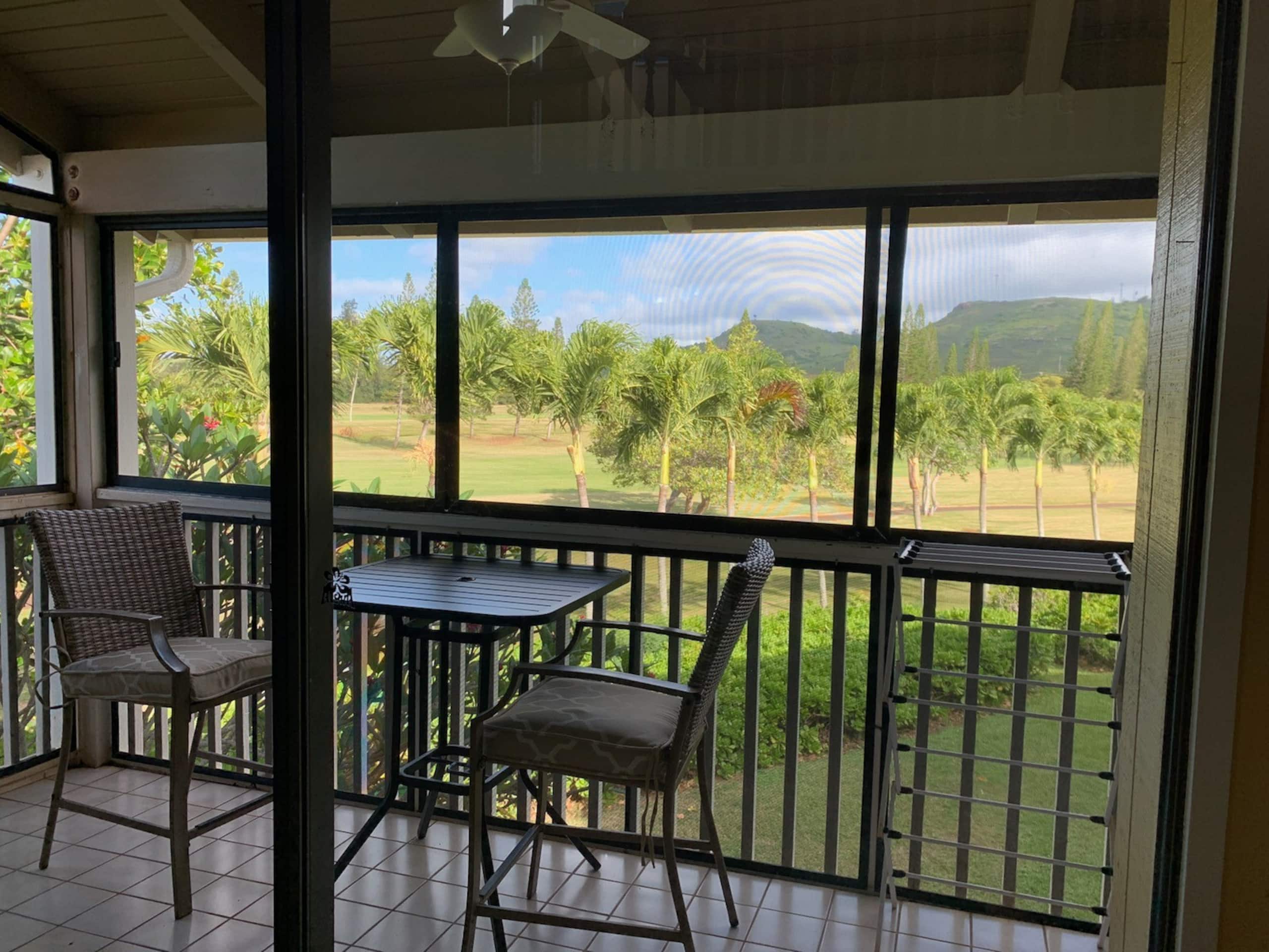 Condo in Kahuku · ★4.89 · 2 bedrooms · 4 beds · 2 shared baths - Image 11