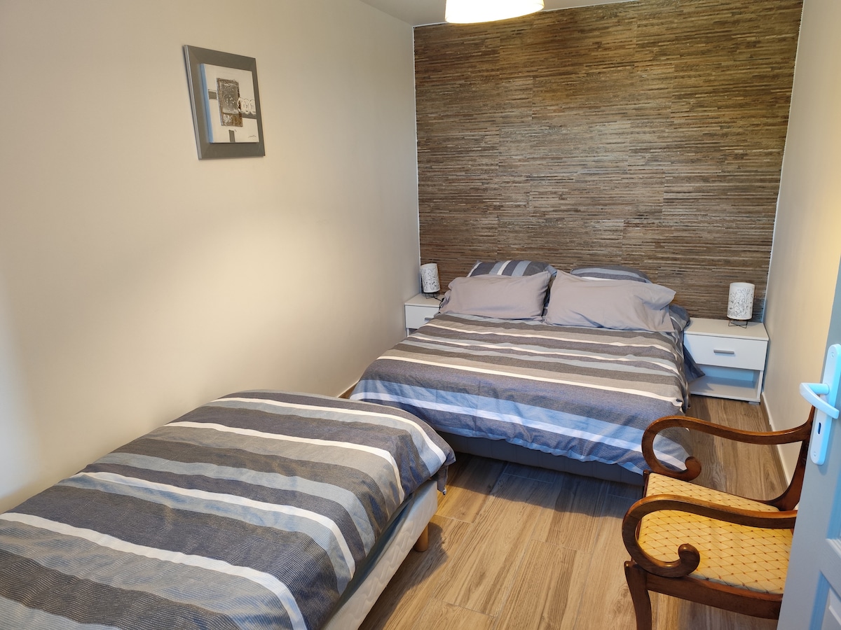 غرفة النوم 1