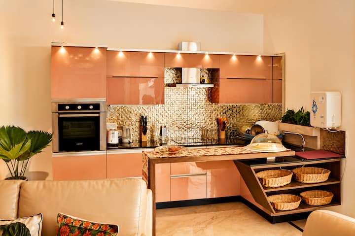 Full kitchen image 1