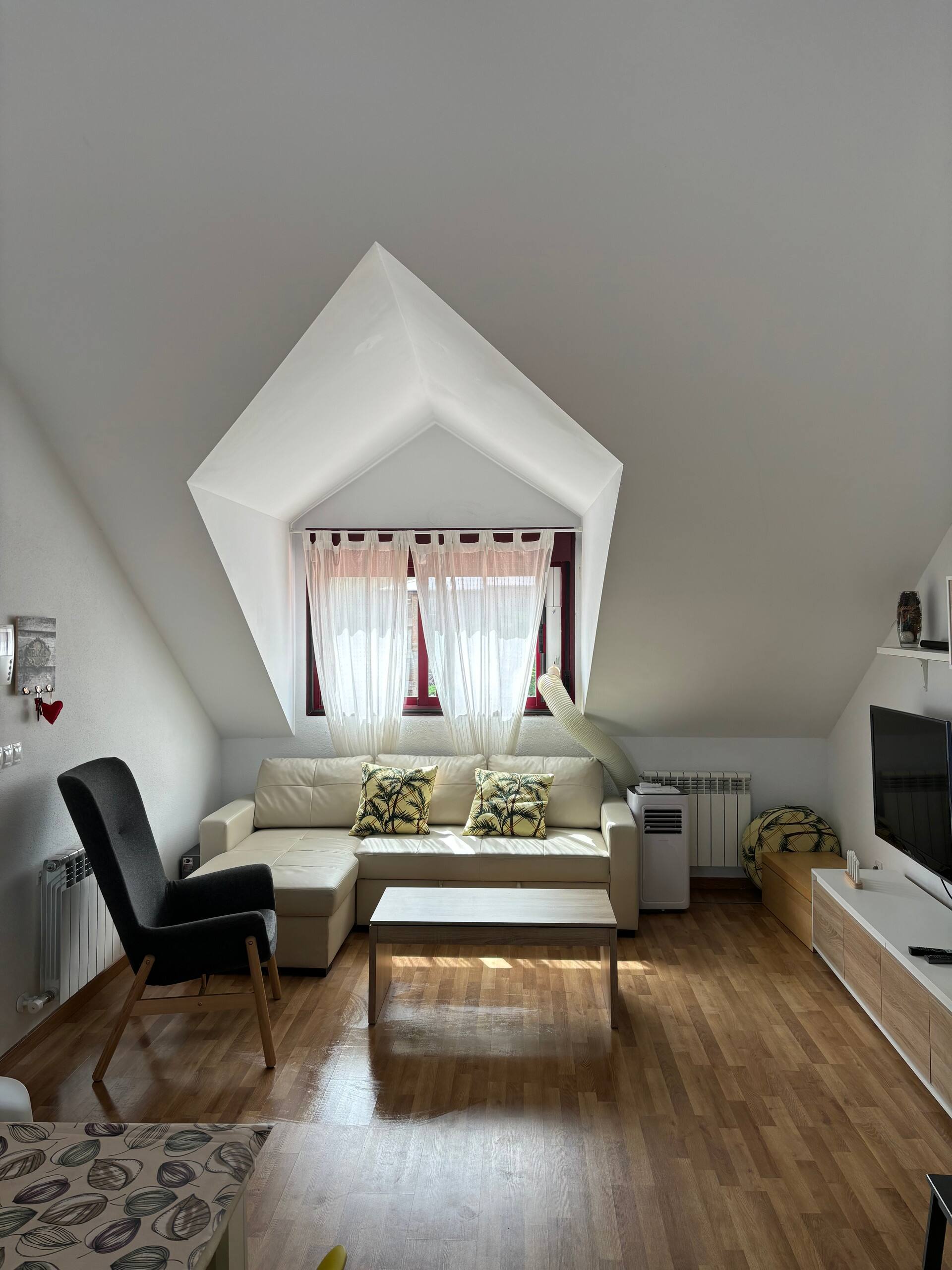Flores del Pirineo Penthouse, Sabiñánigo