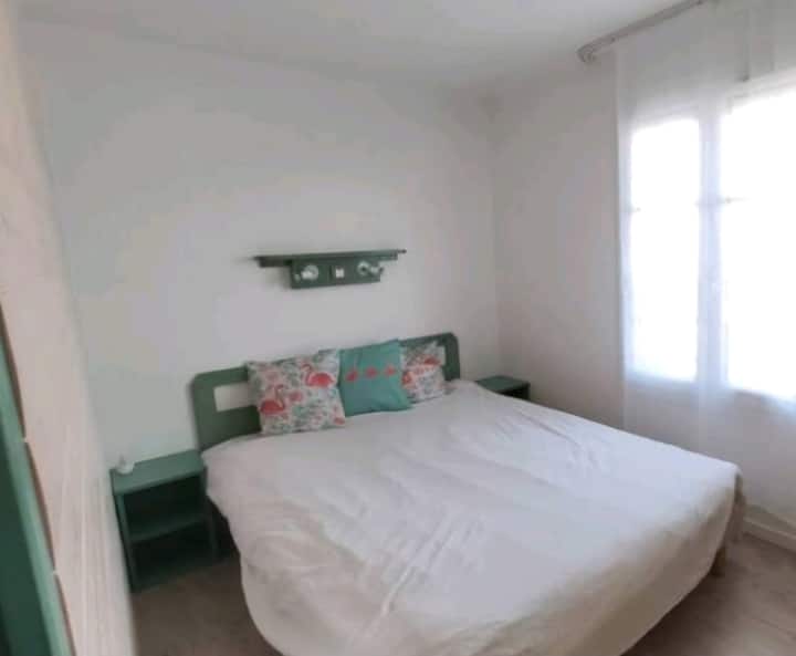 غرفة النوم 2