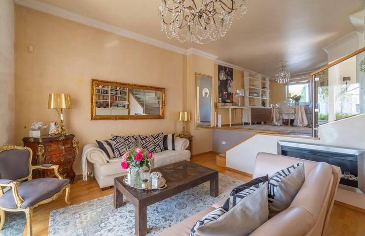 Vienna Villa with garden & parking gallery image 5