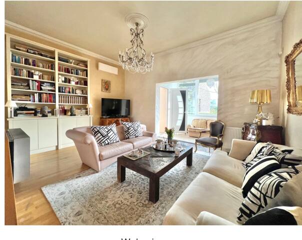 Stilvolle Villa mit Garten & privatem Parkplatz