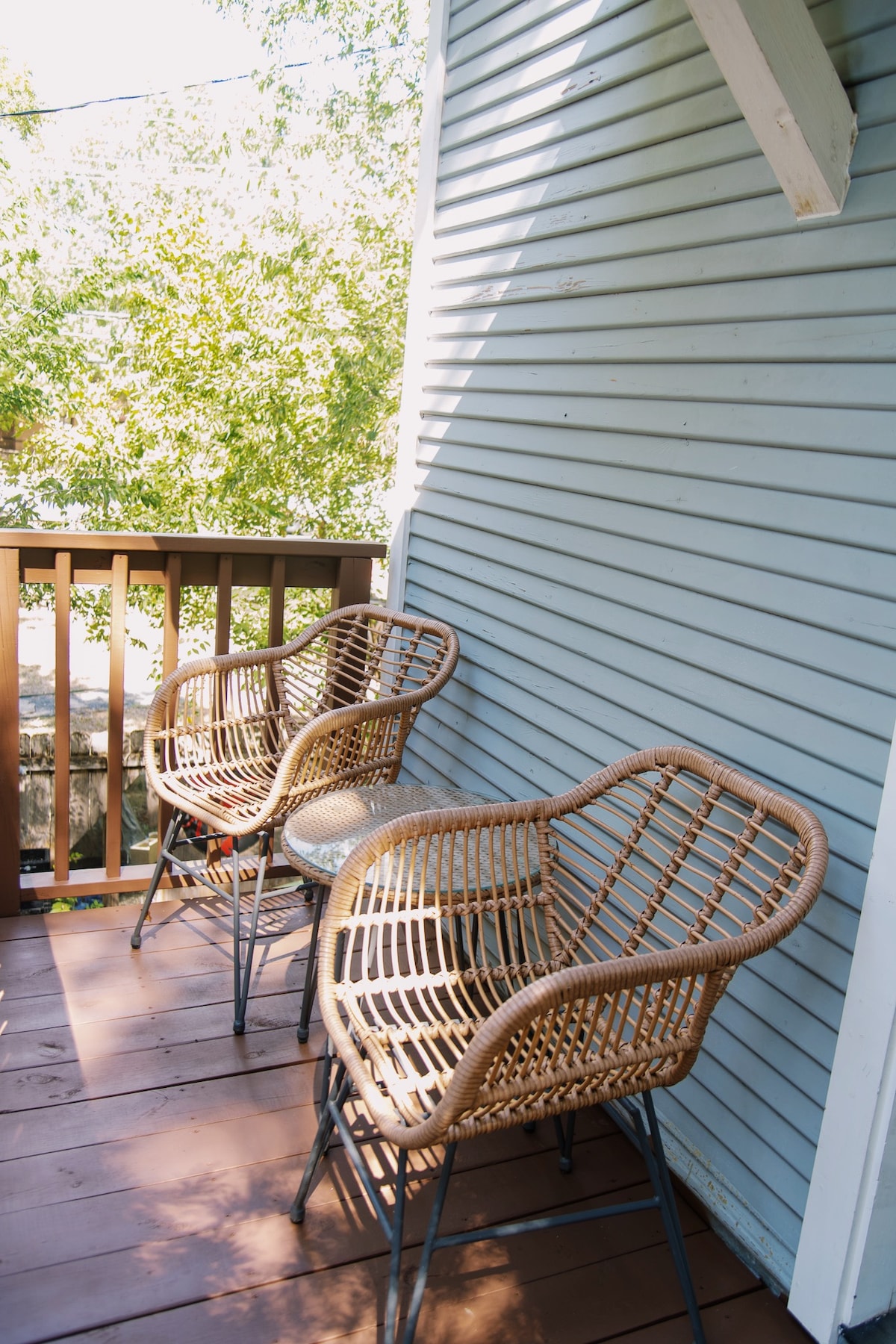 Private garage apt in the heart of East Austin!