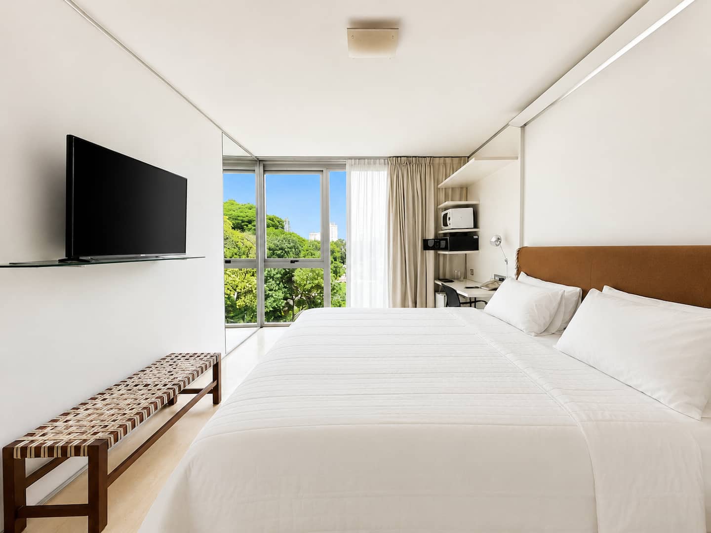 Suite con cama King y Jacuzzi, fotografía 1 de 19
