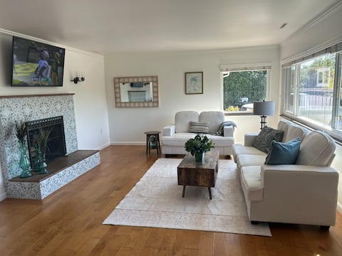 Successful Airbnb property: A Slice of Santa Barbara Paradise- with POOL! in Eastern Goleta Valley