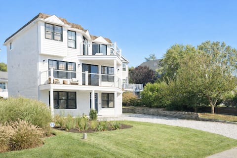 Mar Azul | Steps to Easton’s Beach | Ocean Views