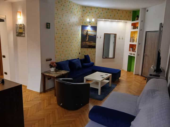 M&m 2 Bedrooms Dianei St. Comfil+big&very Central! - Giurgiu