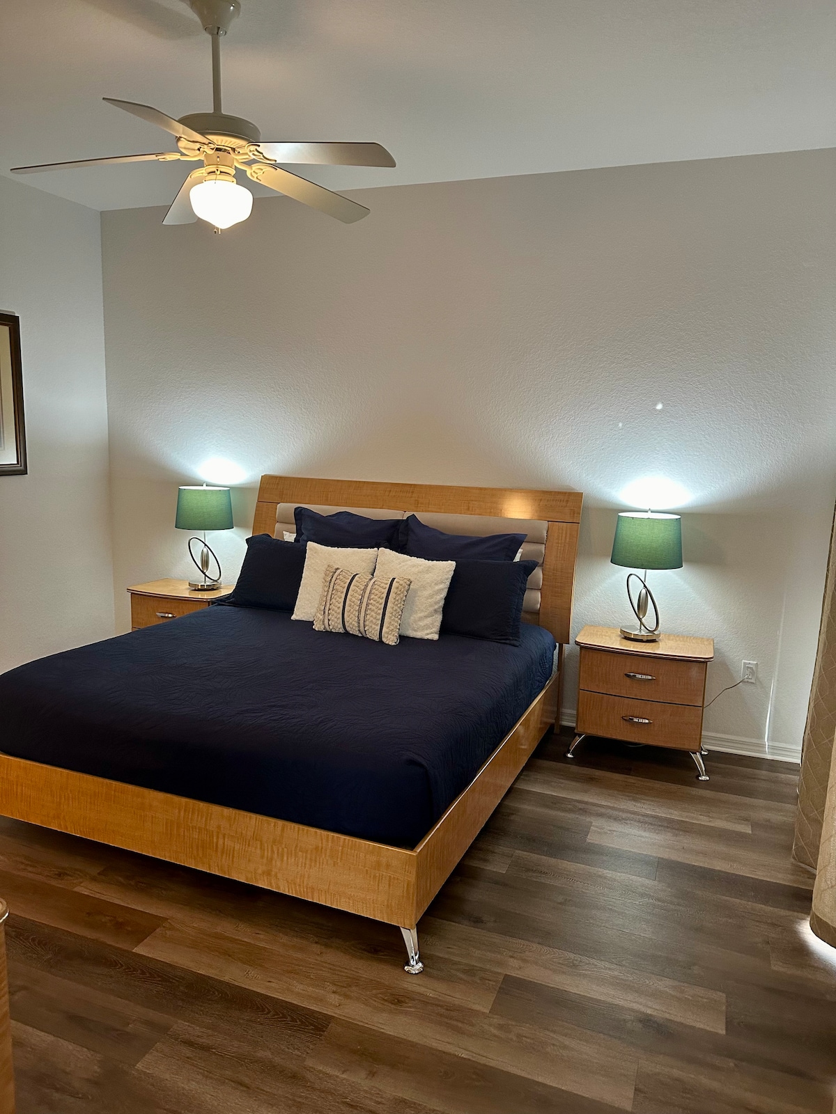 საძინებელი 1