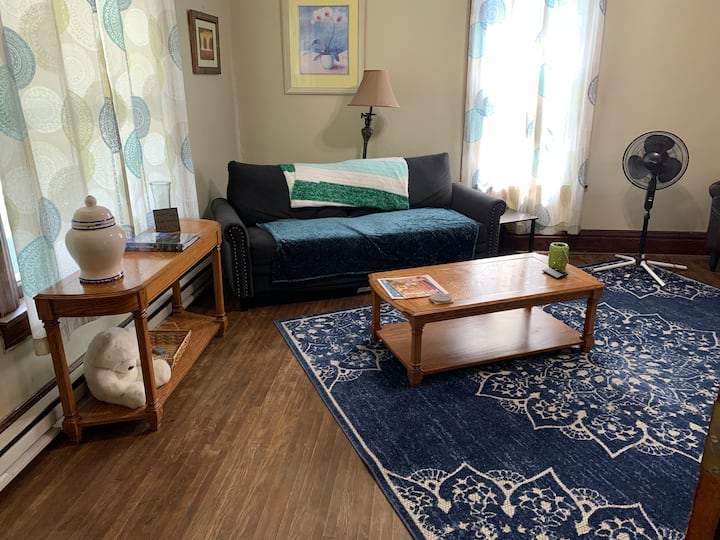 Comfy Crescent - New Haven, IN