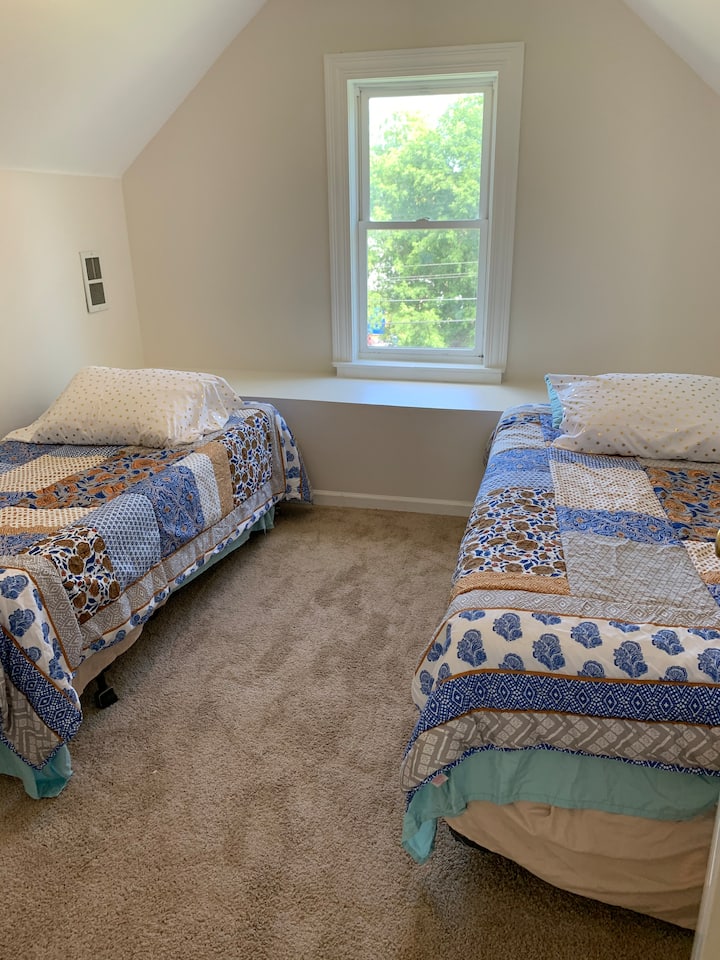 საძინებელი 1