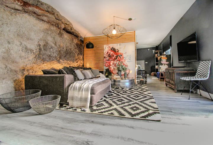 Xuq Hotels - Cave Suite Magara - Alcalá del Júcar