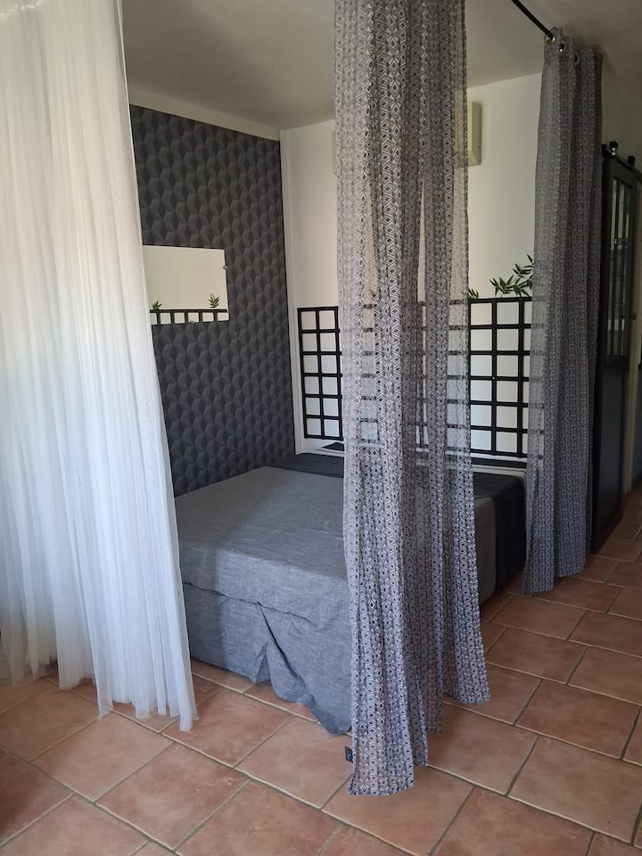 Segundo dormitorio con baño - ducha