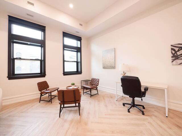 Spacious Legacy Home Nexus gallery image 4