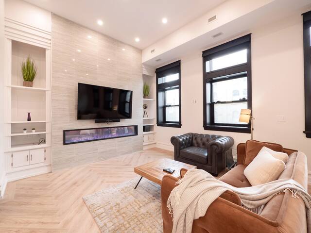 Spacious Legacy Home Nexus gallery image 2