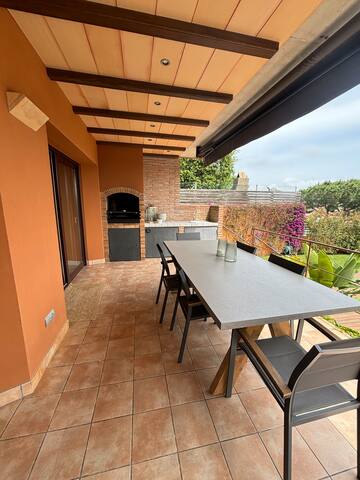 Fantástico chalet piscina privada Costa Brava gallery image 5