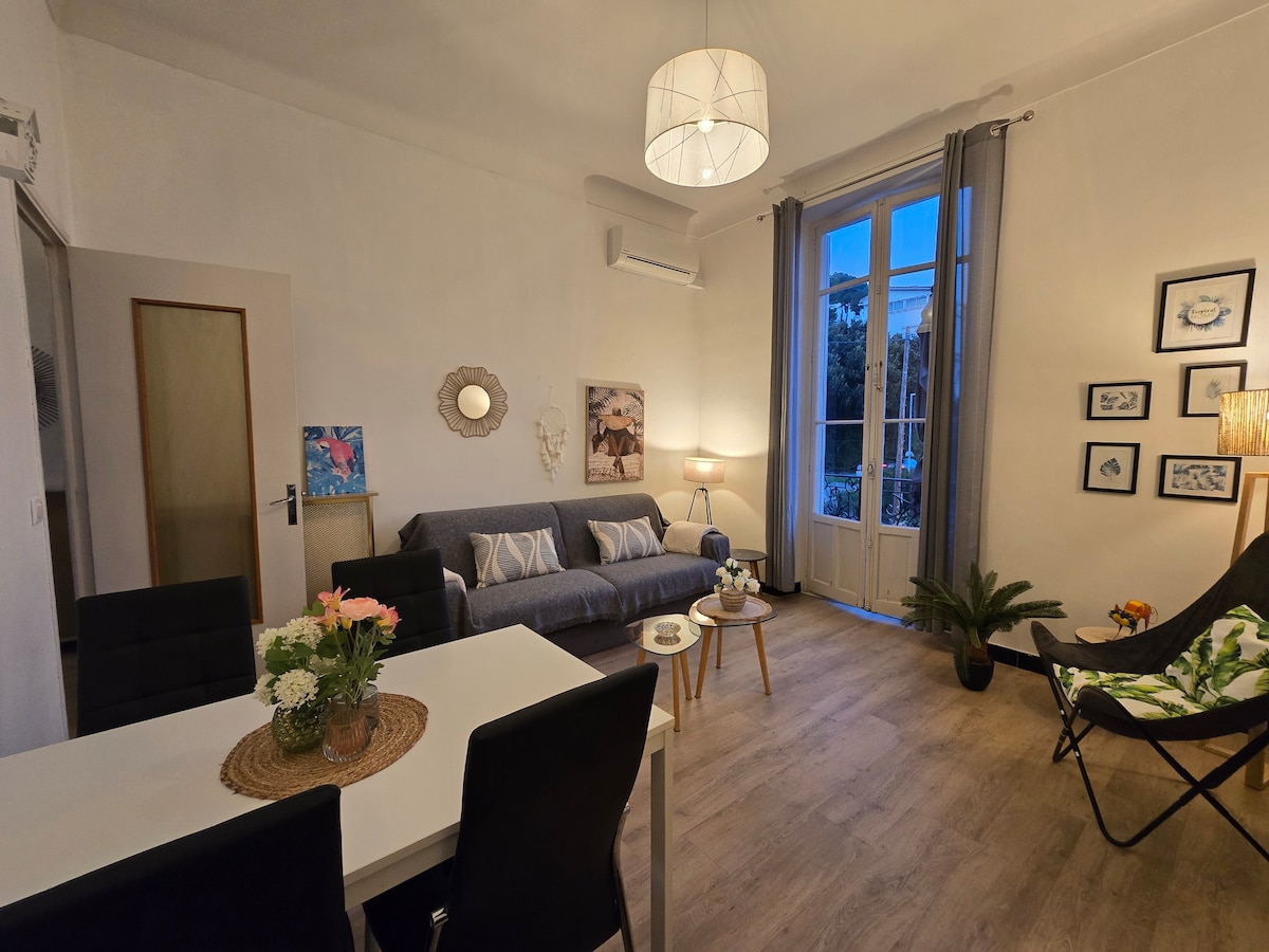 Beliebte Airbnb-Anzeige: VIEW Quiet Comfort WIFI AIR COND Beausoleil/Monaco 4 P in Beausoleil